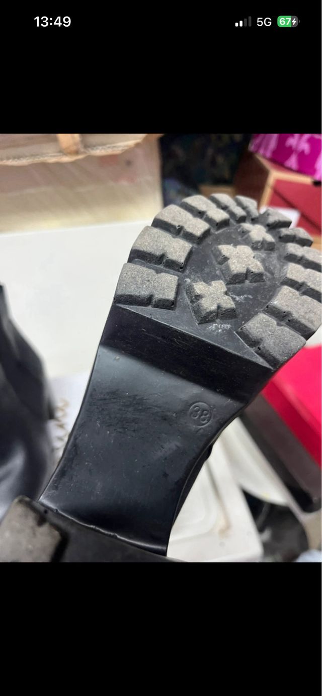 Stivali tacco alto suola carrarmato neri