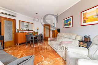 Piso en venta en Navas en Barcelona
