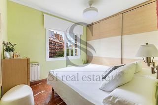 Piso en venta en Navas en Barcelona