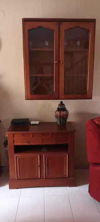 Mueble madera maciza vitrina y aparador