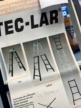 Escalera plegable nueva
