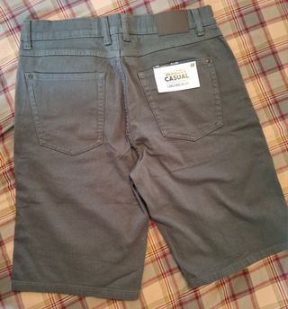 Bermuda Verde Talla L Unit nuevo a estrenar