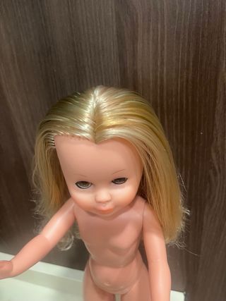 Muñeca Nancy antigua rubia