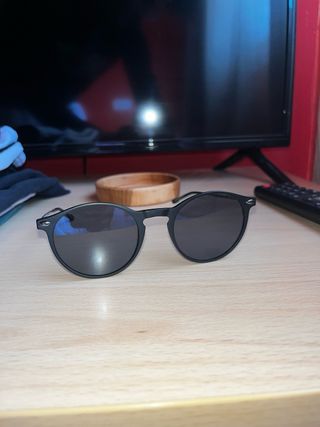 Gafas de sol negras