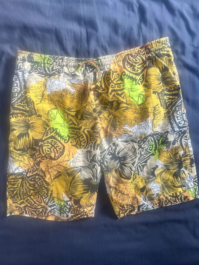 Bañador estampado estilo safari