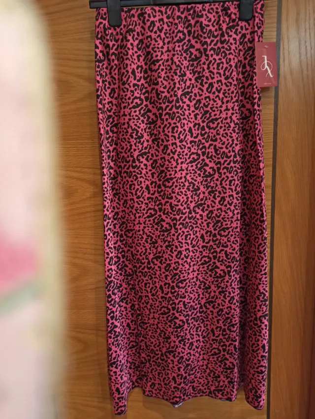 Falda satinada print T.Única 38/40 sin estrenar