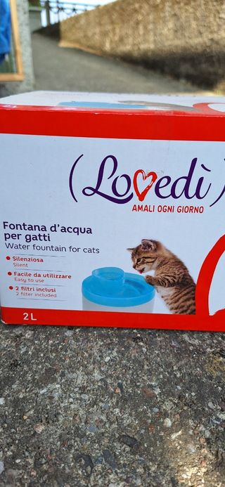 Fontana Acqua Gatti Lovedi 2L