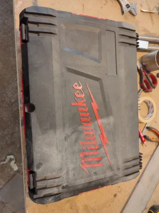 Kit Makita Taladro y Pistola Impacto.