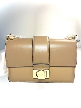 Bolso de mano beige 