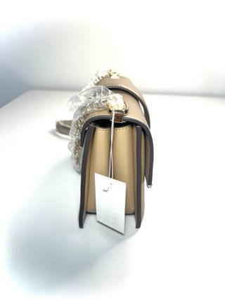 Bolso de mano beige 