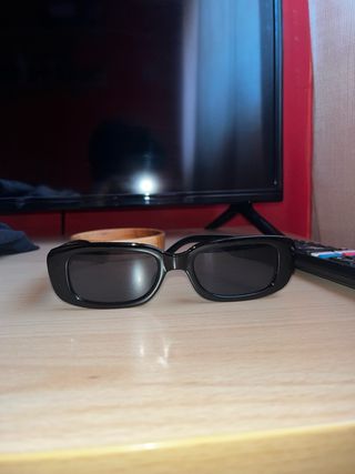 Gafas de sol negras