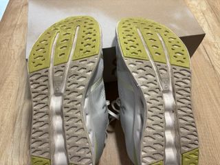 Zapatillas On Running Cloudsurfer