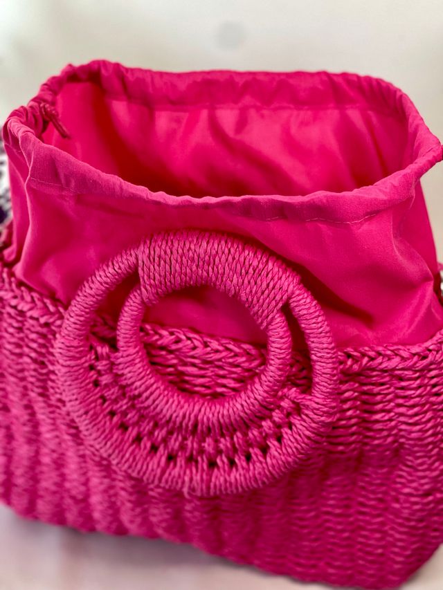 Bolso de rafia rosa