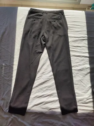 Pantalón de traje negro