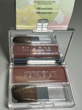 Clinique Colorete Polvo N°115 y 120