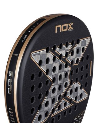 Pala NOX AT10 Genius 18K Agustin Tapia 2026