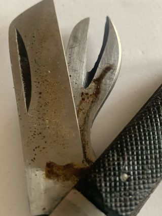 Coltellino tascabile con scioglinodi