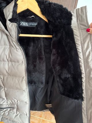 Chaqueta acolchada Zara con cinturón