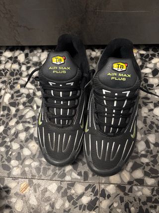 Nike TN Air Max Plus Negras y Verdes