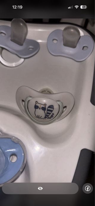 biberones y chupetes