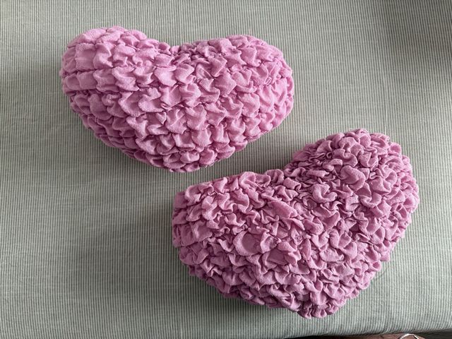 Pack 2 cojines corazón rosa