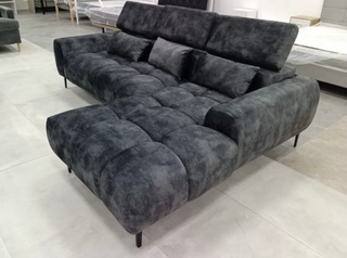 DIVANO DI FASCIA ALTA IN VENDITA. SPEDIZIONE GRATUITA.