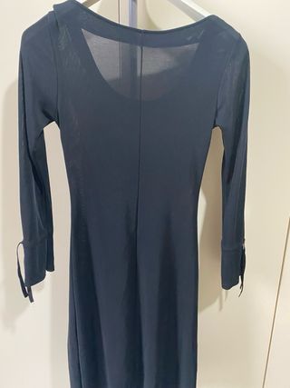 Vestito nero con fiocco