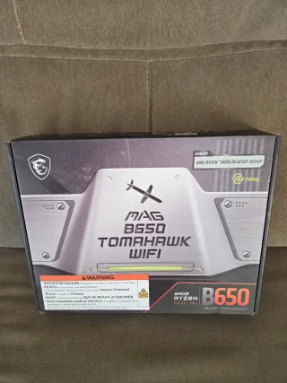 MSI MAG B650 Tomahawk WiFi Placa Base