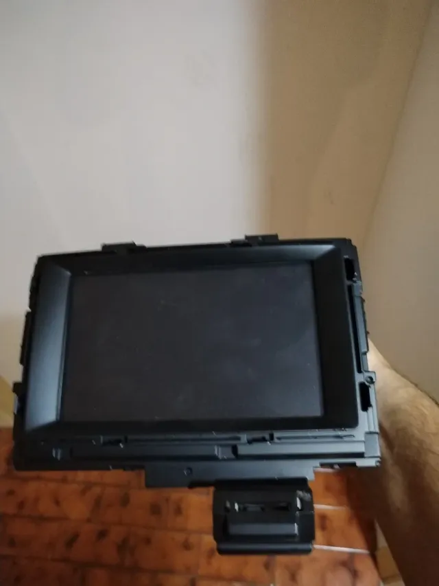 PANTALLA KIA SPORTAGE 4 "PARA REPARAR" VER FOTOS