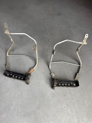 Taloneras y estriberas Suzuki LTR 450