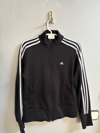 Chaqueta Adidas negra clásica 3 bandas talla L