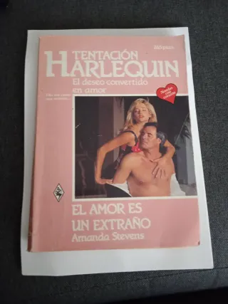 EL AMOR ES UN EXTRAÑO