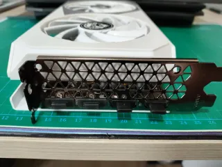 Nvidia GeForce RTX 3060 12GB SOYO Blanca Nueva