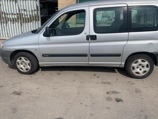 Despiece CITROEN BX Color GRIS D-WJY BERLINA 1.9