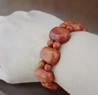 Pulsera elástica de coral natural
