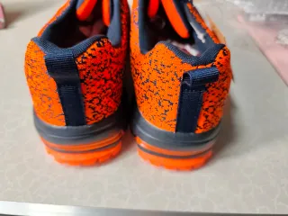 Zapatillas Sandic para correr azul y naranja