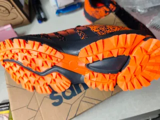 Zapatillas Sandic para correr azul y naranja