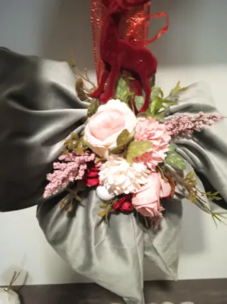 Fiocco natalizio grigio velluto con fiori e renna