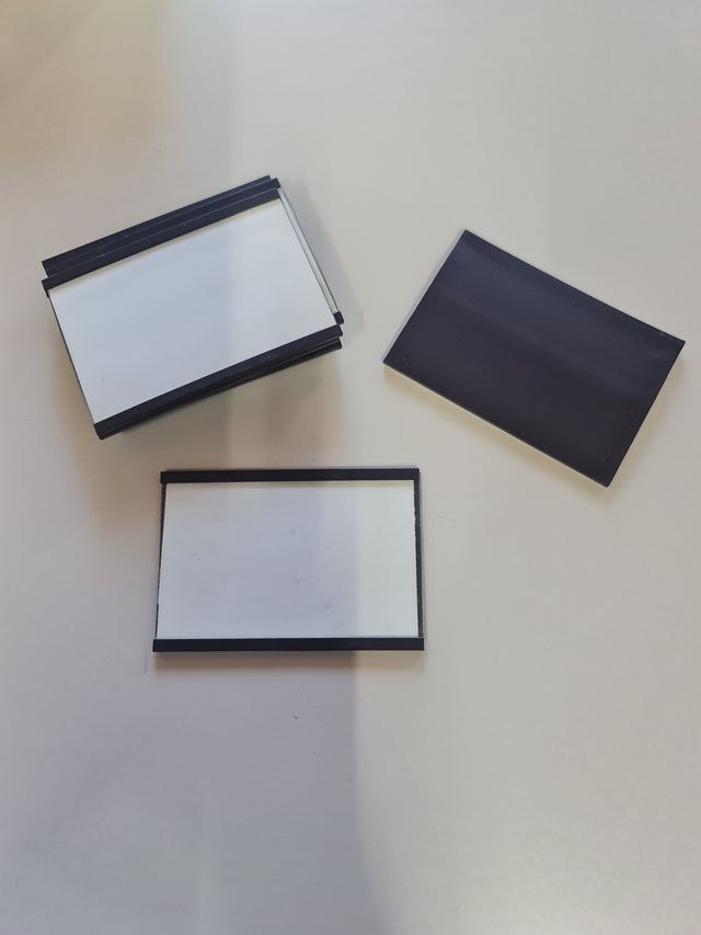 Confezione da 25 supporti magnetici per etichette