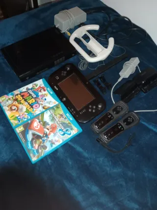 Nintendo Wii U + 2 juegos Mario