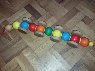 Oruga de madera para niños