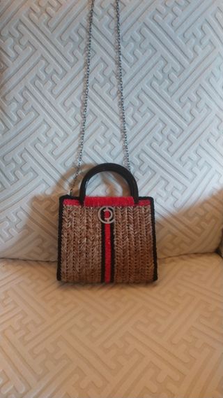 Bolso tejido a mano
