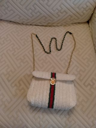 Bolso tejido a mano