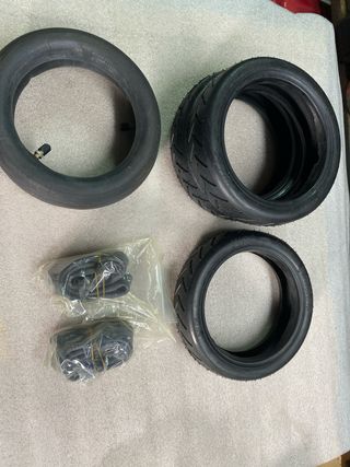 3 Neumáticos y 4 cámaras Patinete 8 1/2 - 2 Xiaomi