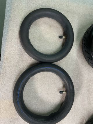 3 Neumáticos y 4 cámaras Patinete 8 1/2 - 2 Xiaomi