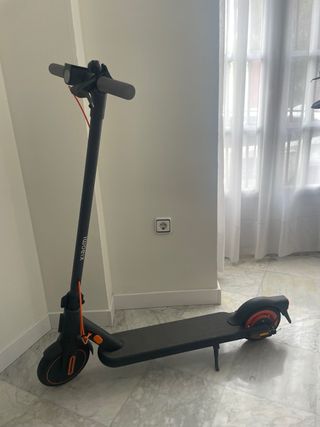 Patinete Xiaomi 4 Go, usado 3 veces
