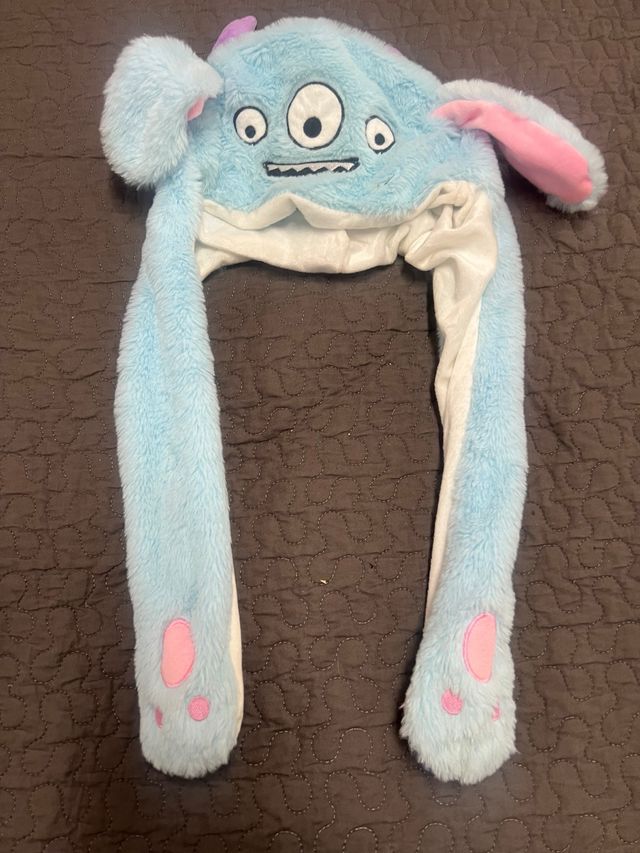 Gorro infantil monstruo azul orejas