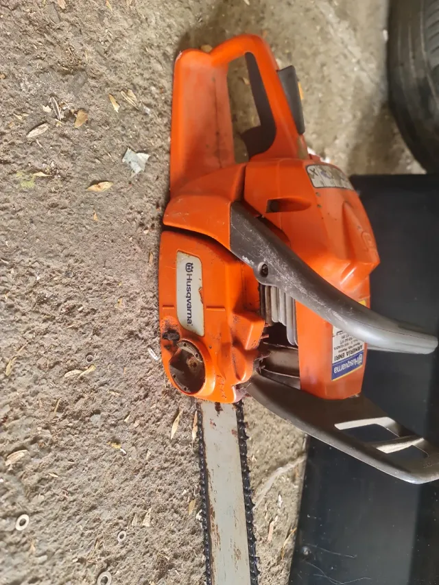 Motosierra Husqvarna 240