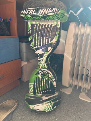 Hoverboard Neumático Verde y Negro
ruedas grandes 