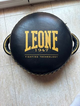 Escudo de boxeo Leone 1947